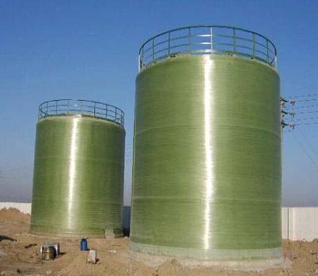 有哪些因素會影響玻璃鋼儲罐容器的使用壽命?