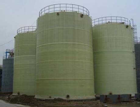 大型玻璃鋼儲(chǔ)水罐